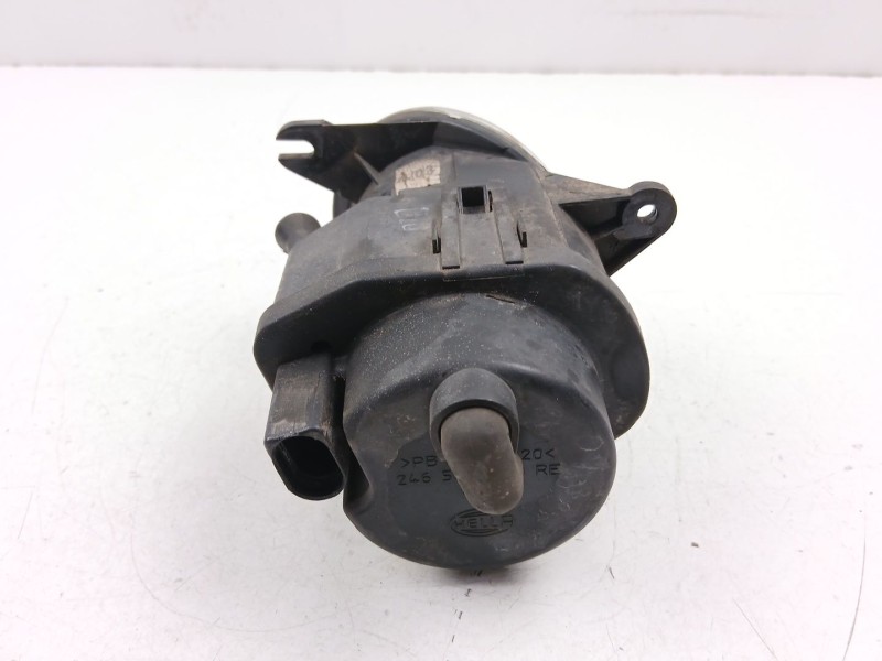 Recambio de antiniebla derecho para audi a6 c5 (4b2, 4b4) 2.4 referencia OEM IAM 4B0941700C   Recambio de antiniebla derecho para audi a6 c5 (4b2, 4b4) 2.4 referencia OEM IAM 4B0941700C