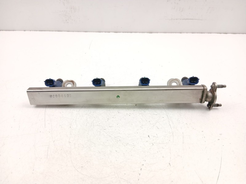 Recambio de inyectores juego para kia cee´d hatchback (ed) 1.4 cvvt referencia OEM IAM 353102B000  