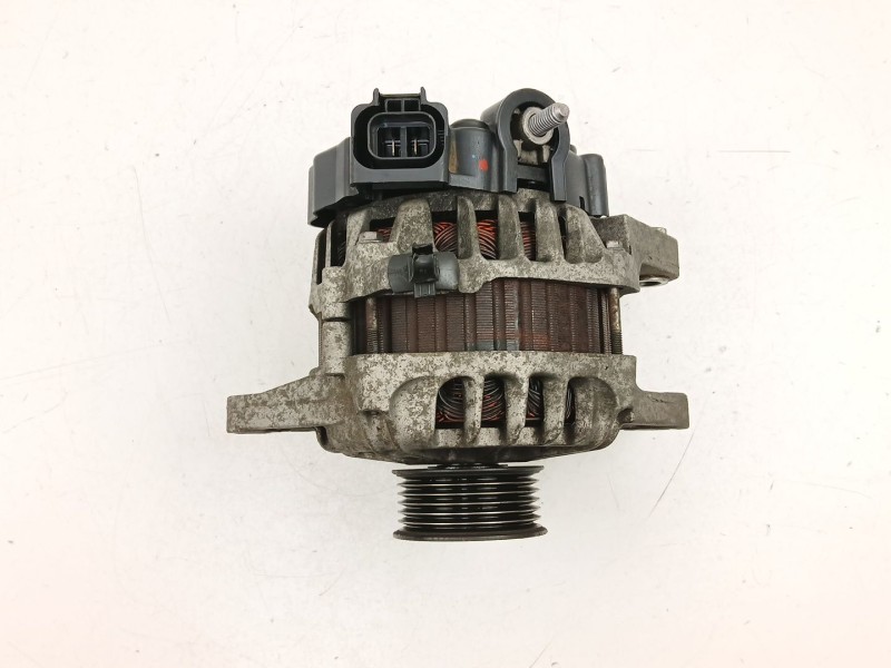 Recambio de alternador para kia cee´d hatchback (ed) 1.4 cvvt referencia OEM IAM 373002B101 2655447 