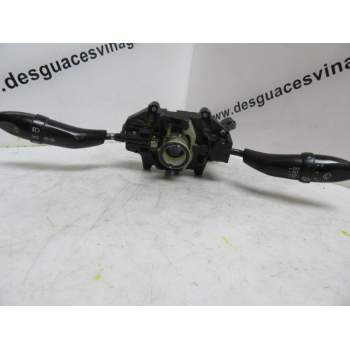 MANDO LUCES Y LIMPIAS 9340027000 