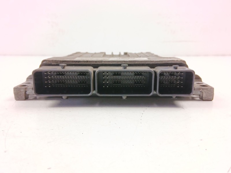 Recambio de centralita para renault scénic iii (jz0/1_) 1.5 dci referencia OEM IAM 237100669R S180067124 237103956R