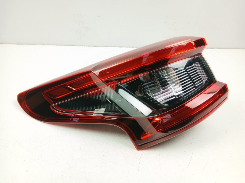 Recambio de piloto trasero izquierdo para nissan qashqai ii (j11, j11_) 1.2 dig-t referencia OEM IAM 26555HV00A  