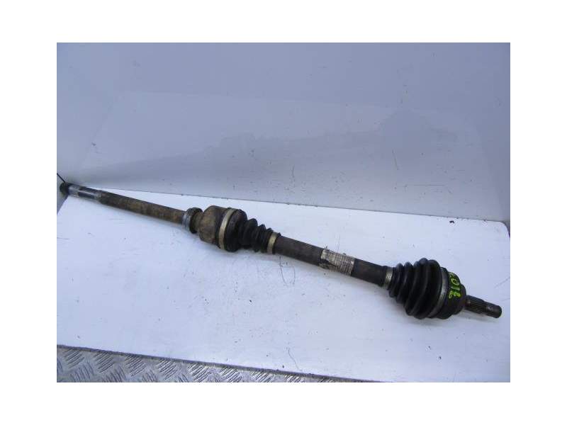 Recambio de transmision delantera derecha para citroën berlingo 1.6 hdi referencia OEM IAM 9637117880  