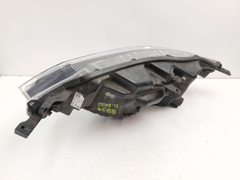 Recambio de faro derecho para nissan qashqai ii (j11, j11_) 1.2 dig-t referencia OEM IAM 26010HV05B  