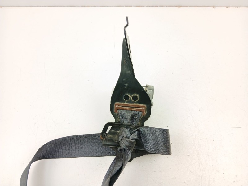 Recambio de cinturon seguridad trasero izquierdo para subaru forester 2.0 td referencia OEM IAM 64660SG051VH  