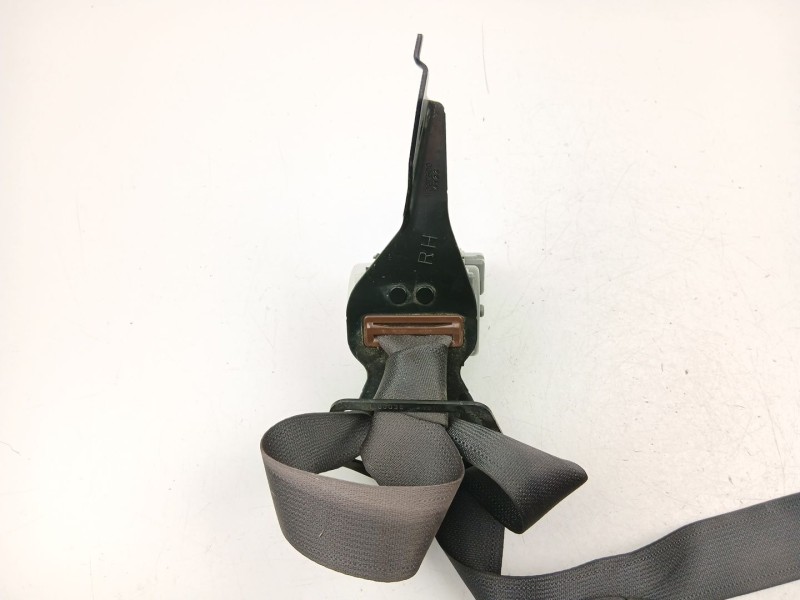Recambio de cinturon seguridad trasero derecho para subaru forester 2.0 td referencia OEM IAM 64660SG041VH  