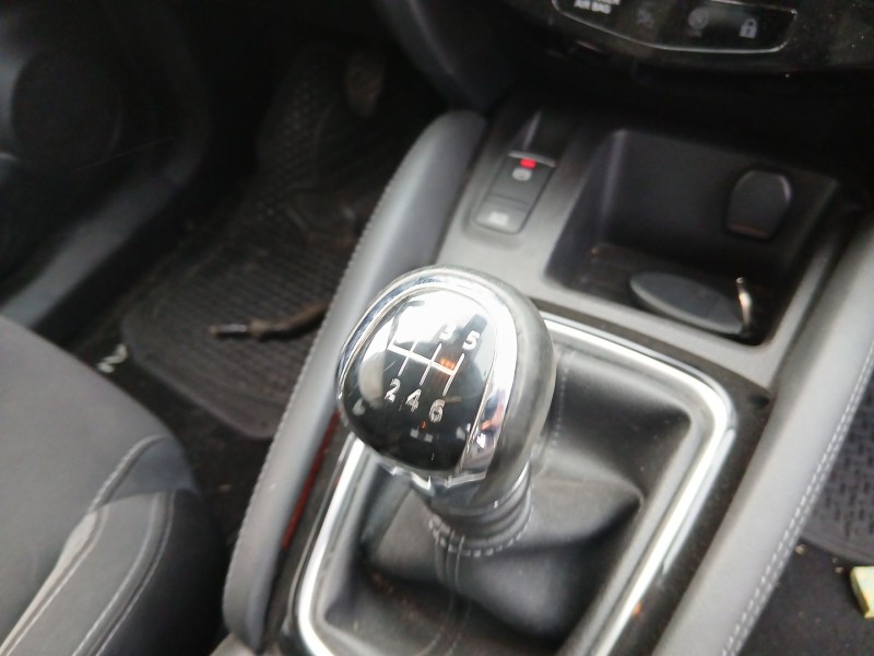 Recambio de carroceria para nissan qashqai ii (j11, j11_) 1.2 dig-t referencia OEM IAM   