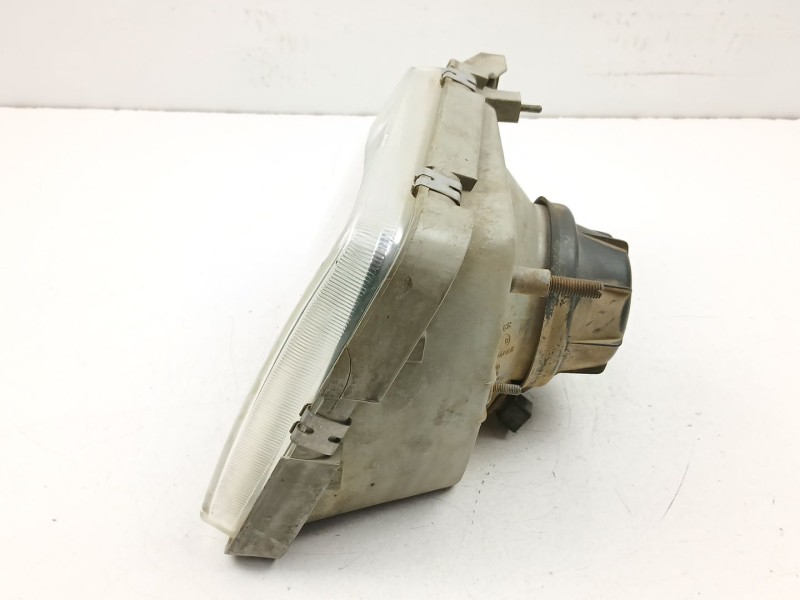 Recambio de faro derecho para seat marbella (28a) 0.9 referencia OEM IAM SE028930008D  