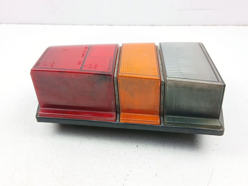 Recambio de piloto trasero derecho para seat marbella (28a) 0.9 referencia OEM IAM SE021934006A  