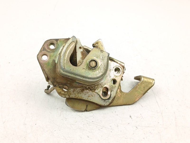 Recambio de cerradura puerta delantera derecha para seat marbella (28a) 0.9 referencia OEM IAM SE141521700A  