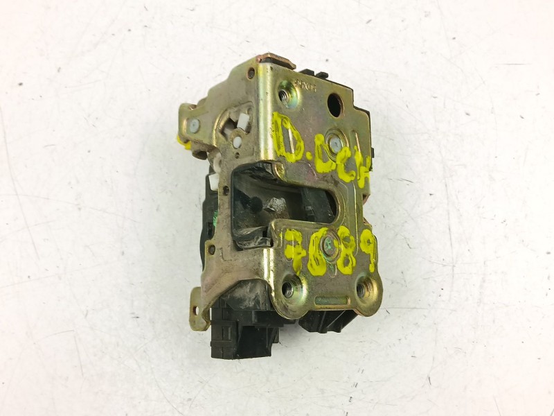 Recambio de cerradura puerta delantera derecha para nissan kubistar 1.5 dci referencia OEM IAM 8050200QAG  