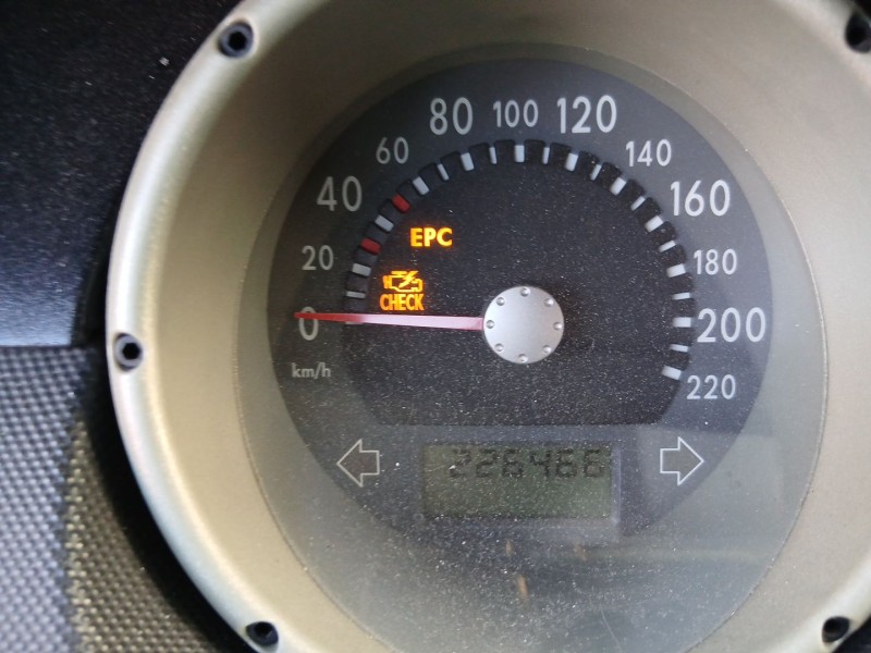 volkswagen polo (6n2) del año 1999