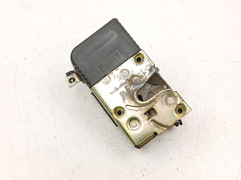 Recambio de cerradura puerta delantera izquierda para peugeot 206 berlina xr referencia OEM IAM 9135H3  