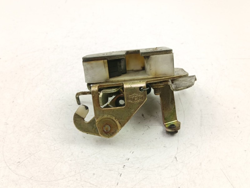 Recambio de cerradura puerta delantera derecha para renault 18 (134_) 1.6 (1341) referencia OEM IAM 7701348666  