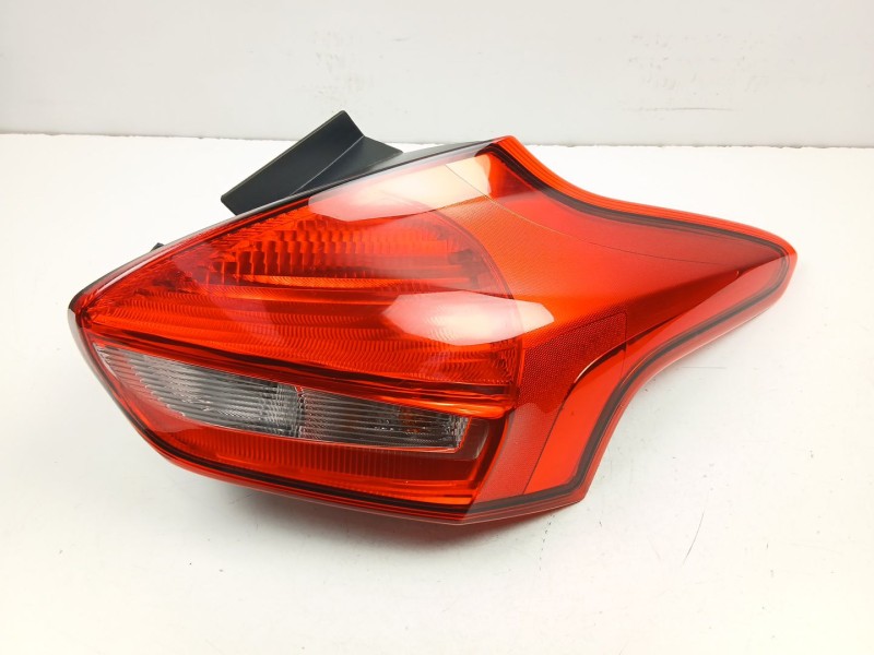 Recambio de piloto trasero derecho para ford focus iii 1.0 ecoboost referencia OEM IAM F1EB13404CF  