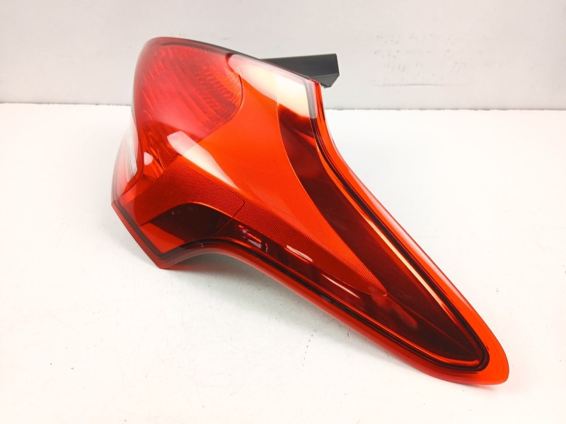 Recambio de piloto trasero derecho para ford focus iii 1.0 ecoboost referencia OEM IAM F1EB13404CF  