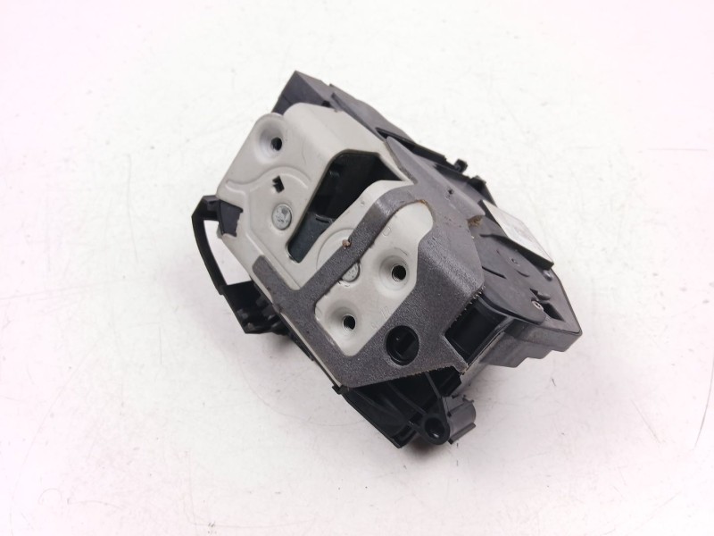 Recambio de cerradura puerta delantera derecha para ford focus iii 1.0 ecoboost referencia OEM IAM BM5AA21812BG  