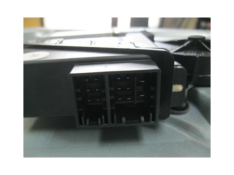 Recambio de elevalunas elec. tra. izq. : skoda fabia : 1.4 g /aub (100,64cv) 5p ranchera [2002] para skoda fabia 1.4 g /aub ranc