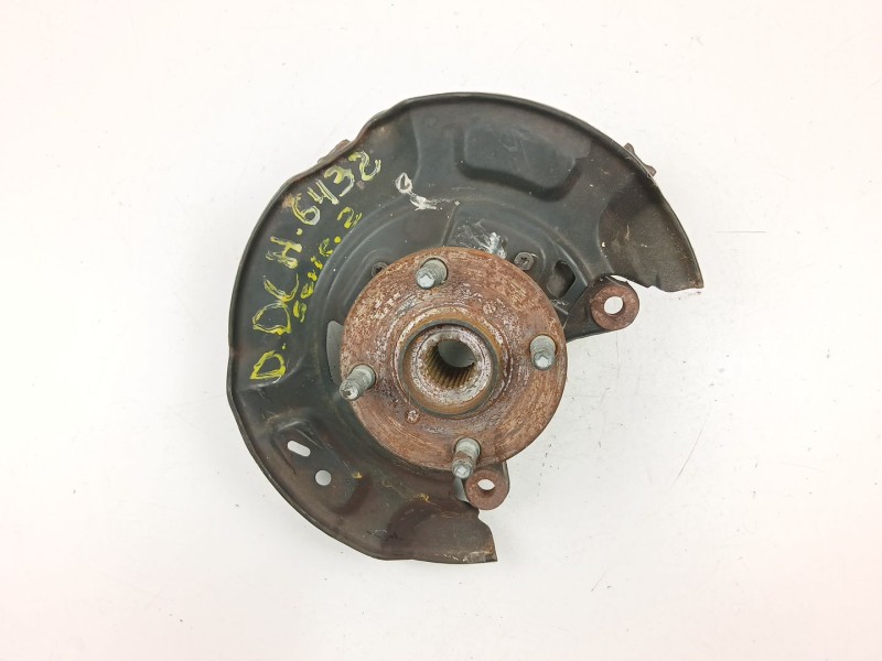 Recambio de mangueta delantera derecha para toyota yaris (_p9_) 1.33 vvt-i (nsp90_) referencia OEM IAM 432110D130  