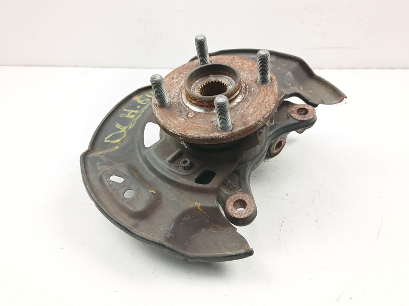 Recambio de mangueta delantera derecha para toyota yaris (_p9_) 1.33 vvt-i (nsp90_) referencia OEM IAM 432110D130  