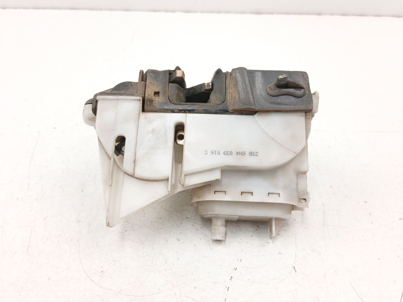 Recambio de cerradura puerta trasera derecha para volkswagen polo (6n2) 1.4 referencia OEM IAM 6N4839016C  