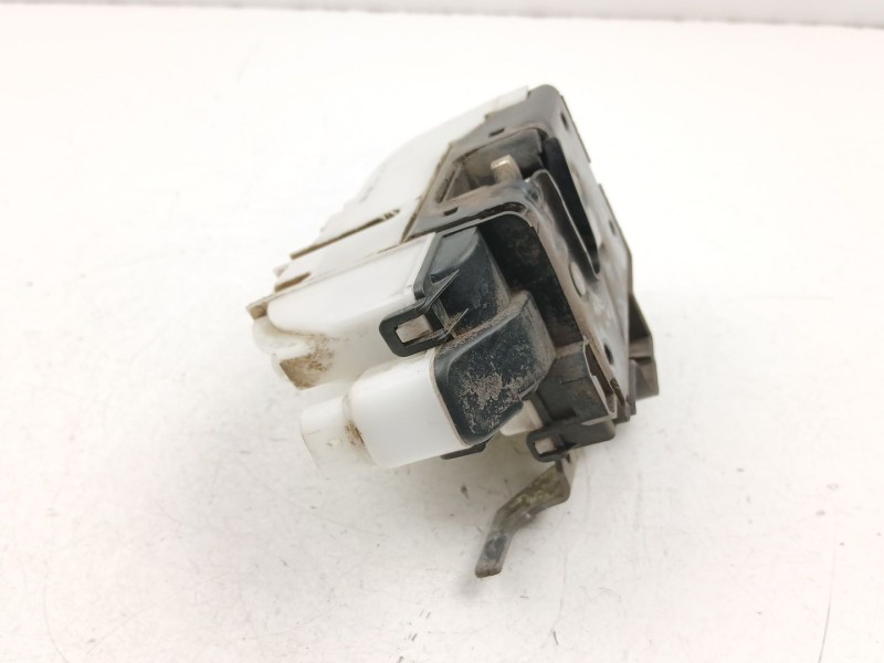 Recambio de cerradura puerta delantera izquierda para volkswagen polo (6n2) 1.4 referencia OEM IAM 6N1837015D  