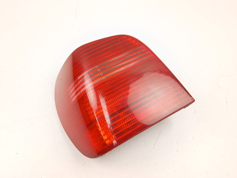 Recambio de piloto trasero izquierdo para volkswagen polo (6n2) 1.4 referencia OEM IAM 6N0945095H  