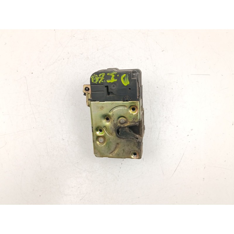 Recambio de cerradura puerta delantera izquierda para peugeot 206 hatchback (2a/c) 1.4 i referencia OEM IAM 9135H2  