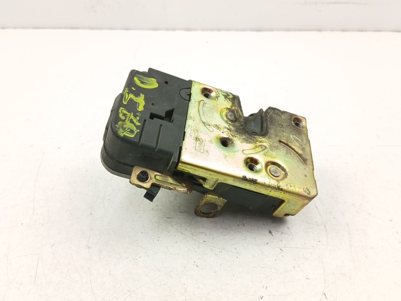 Recambio de cerradura puerta delantera izquierda para peugeot 206 hatchback (2a/c) 1.4 i referencia OEM IAM 9135H2  