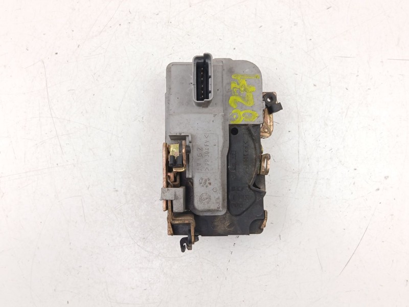 Recambio de cerradura puerta delantera izquierda para peugeot 206 hatchback (2a/c) 1.4 i referencia OEM IAM 9135H2  