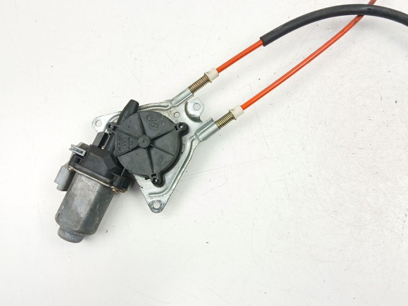 Recambio de elevalunas delantero izquierdo para peugeot 106 ii (1a_, 1c_) 1.1 i referencia OEM IAM 9221H2  