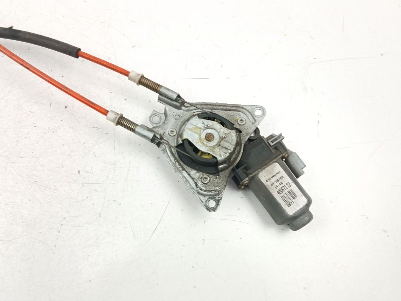 Recambio de elevalunas delantero izquierdo para peugeot 106 ii (1a_, 1c_) 1.1 i referencia OEM IAM 9221H2  