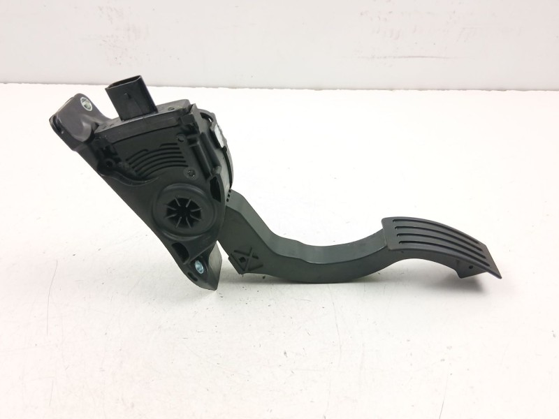 Recambio de potenciometro aceleracion para ford focus iii 1.0 ecoboost referencia OEM IAM EV619F836AA  6PV01036880