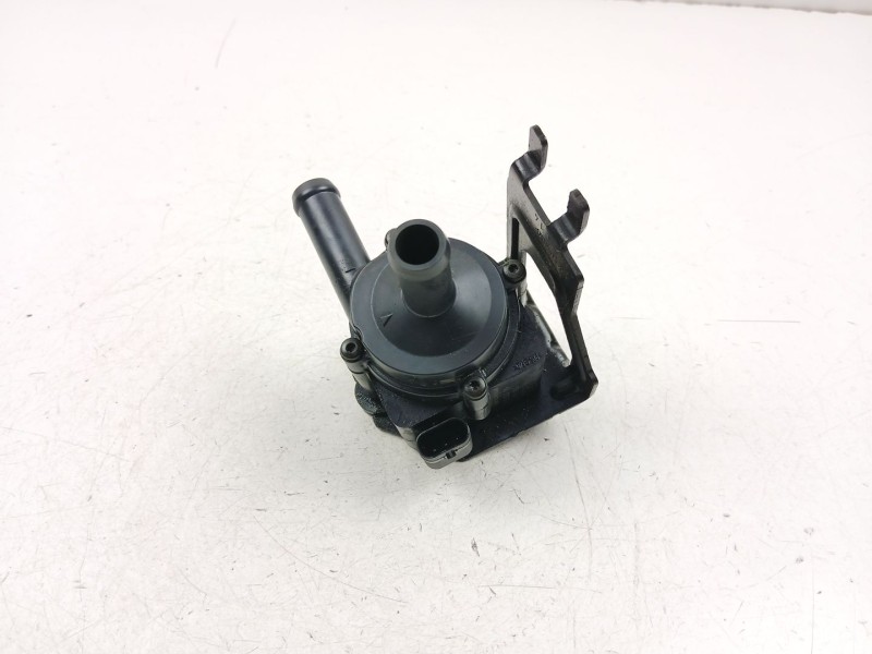 Recambio de bomba agua para ford focus iii 1.0 ecoboost referencia OEM IAM CM5G8C419AA  