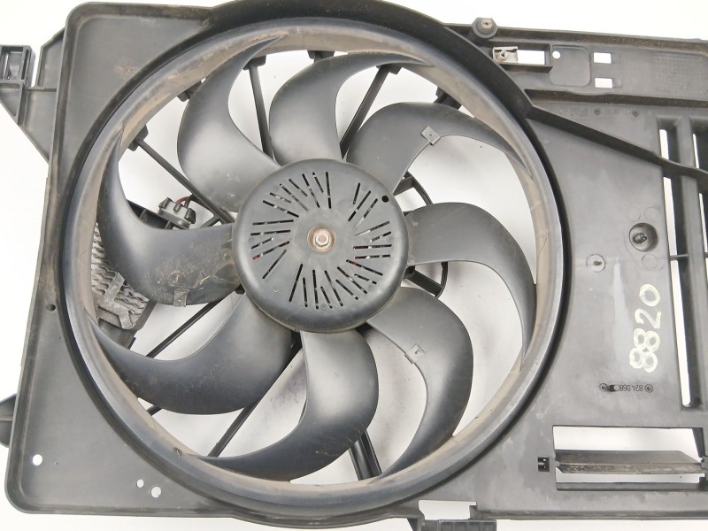 Recambio de electroventilador para ford focus iii 1.0 ecoboost referencia OEM IAM CV618C607VB  