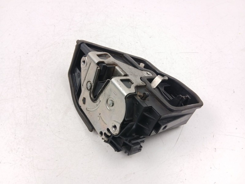 Recambio de cerradura puerta trasera izquierda para bmw x3 (e83) 2.0 d referencia OEM IAM 7167075  
