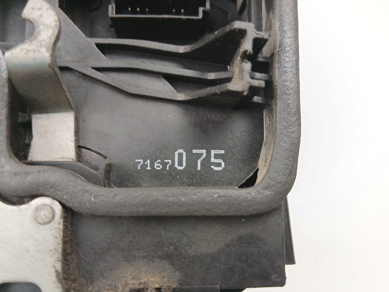 Recambio de cerradura puerta trasera izquierda para bmw x3 (e83) 2.0 d referencia OEM IAM 7167075  