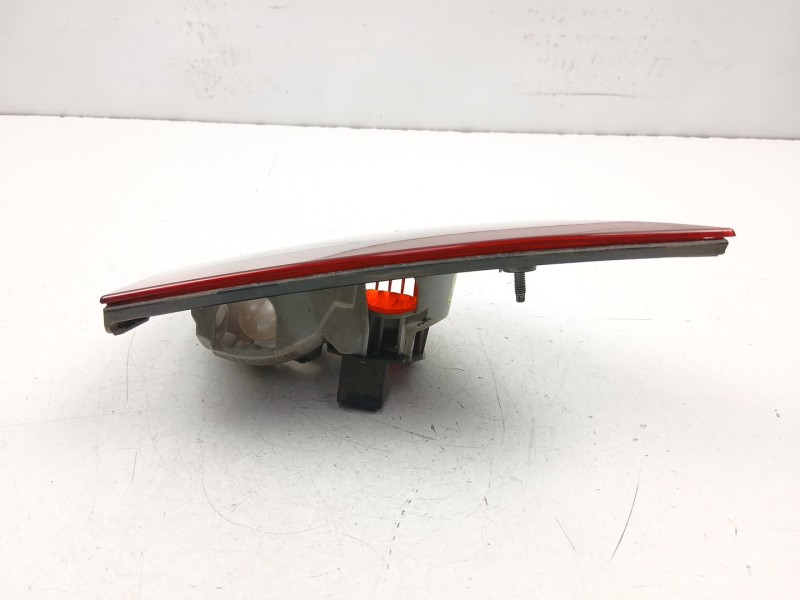 Recambio de piloto porton derecho para bmw x3 (e83) 2.0 d referencia OEM IAM 63213420205  