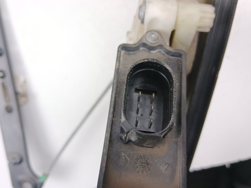 Recambio de elevalunas delantero izquierdo para bmw x3 (e83) 2.0 d referencia OEM IAM 6925963  