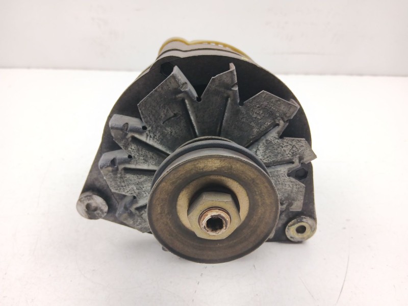 Recambio de alternador para renault 18 (134_) 1.6 (1341) referencia OEM IAM 7700348548  