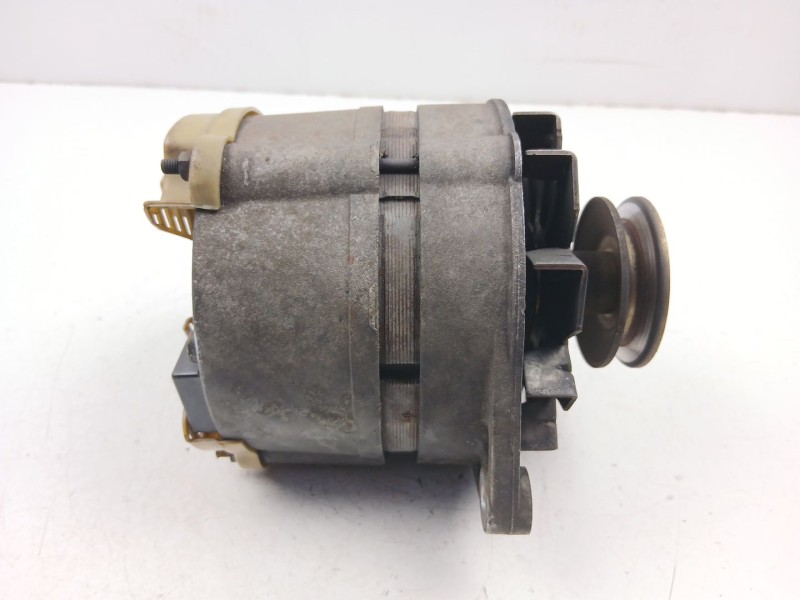 Recambio de alternador para renault 18 (134_) 1.6 (1341) referencia OEM IAM 7700348548  