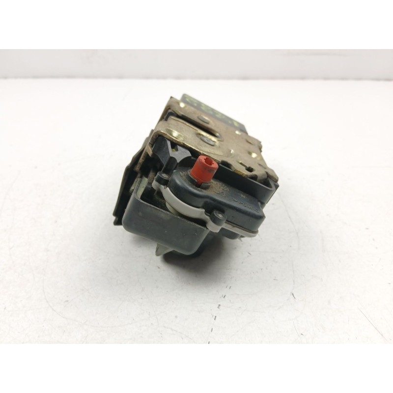 Recambio de cerradura puerta trasera derecha para citroën xsara picasso (n68) 1.6 hdi referencia OEM IAM 913894  