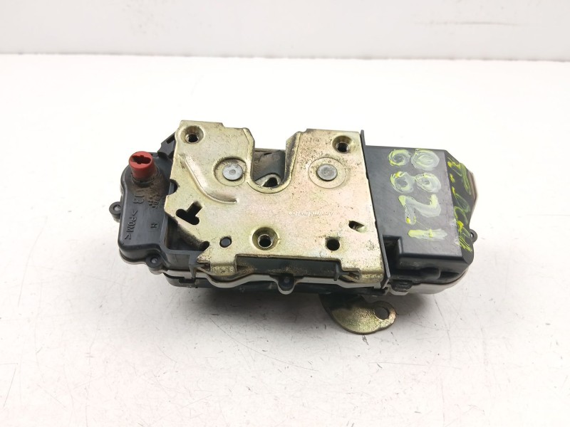 Recambio de cerradura puerta trasera derecha para citroën xsara picasso (n68) 1.6 hdi referencia OEM IAM 913894  