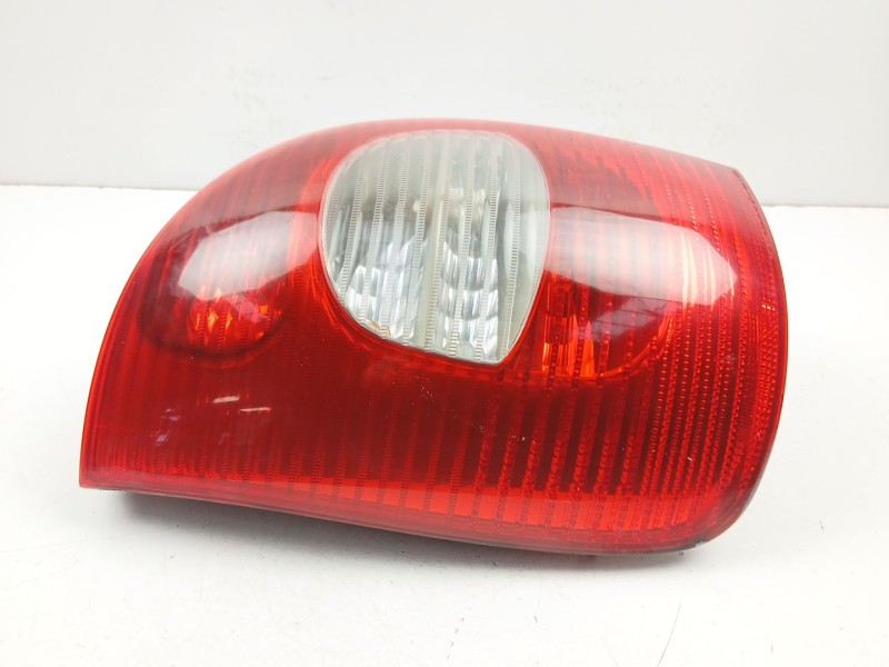 Recambio de piloto trasero izquierdo para citroën xsara picasso (n68) 1.6 hdi referencia OEM IAM 9650005880  