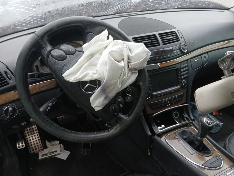 mercedes-benz clase e (w211) del año 2005