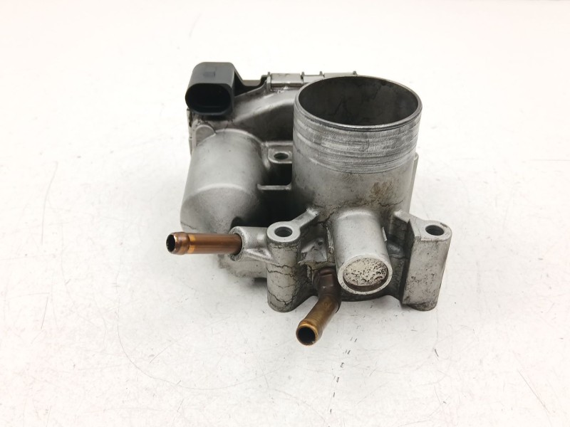 Recambio de caja mariposa para volkswagen polo (6n2) 1.4 referencia OEM IAM 030133062C  0280750095