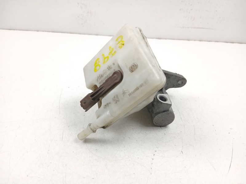 Recambio de bomba de freno para peugeot 5008 (0u_, 0e_) 2.0 hdi referencia OEM IAM 4601T1  