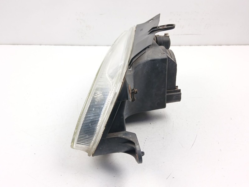 Recambio de faro derecho para peugeot partner caja/chasis (5_, g_) 1.9 d referencia OEM IAM 6205P9  