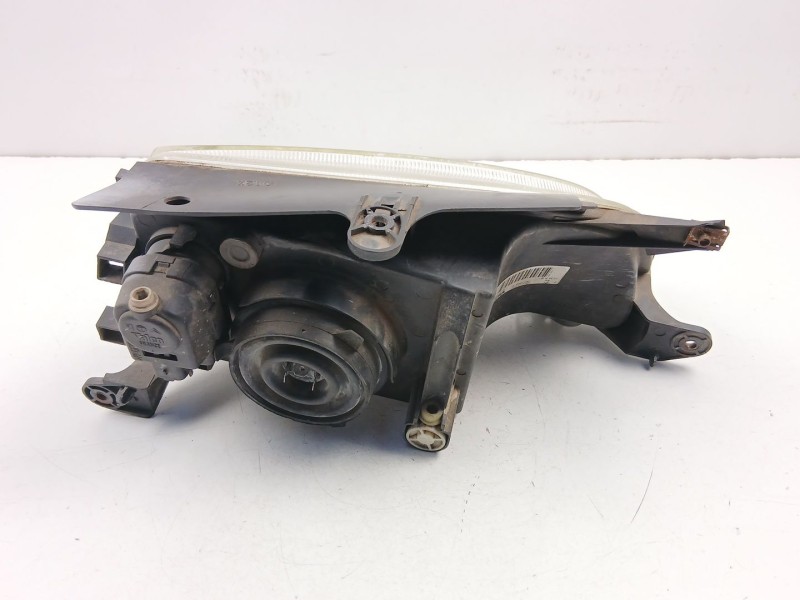 Recambio de faro izquierdo para peugeot partner caja/chasis (5_, g_) 1.9 d referencia OEM IAM 6204P8  