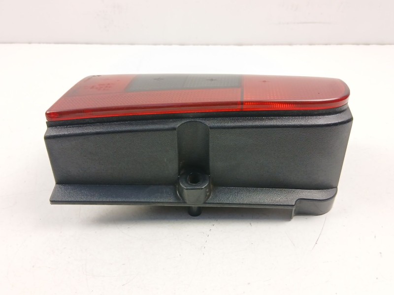 Recambio de piloto trasero izquierdo para peugeot partner caja/chasis (5_, g_) 1.9 d referencia OEM IAM 9632184980  